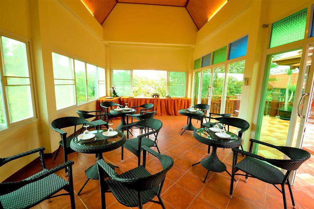 Avila Resort Pattaya Exterior photo